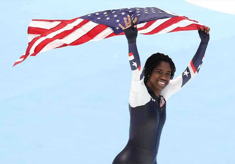 Erin Jackson holding USA Flag